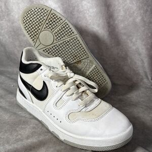 Nike Air Mac Attack QS SP FB8938-101 White Black Size 7.5 Stranger Things Dunk